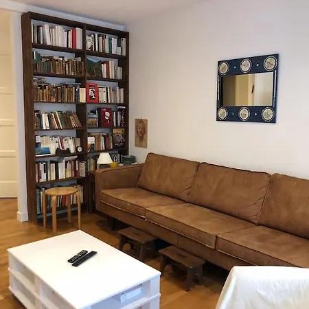 Cosy Centre 5min Train Station *